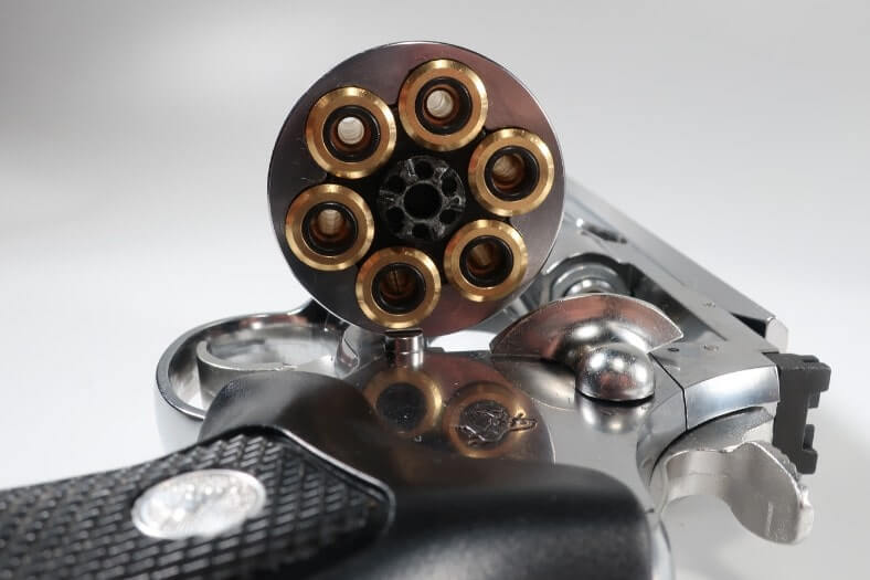 アンリミテッドリボルバー初心者に贈る衝撃的で斬新なシルエット