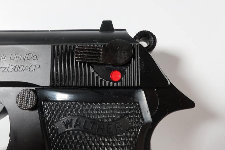 ワルサーPPK Sを本気でマスターしたいスパイのためのレビュー | Omochi