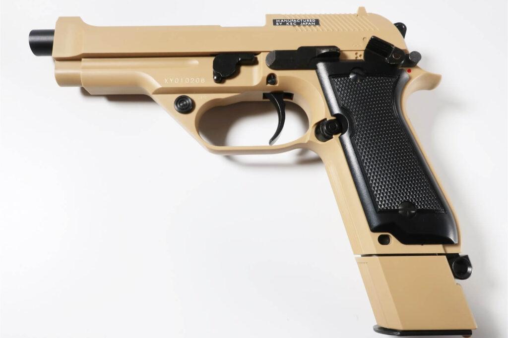 はじめてのKSC製M9A3 なかなかイイかもです。 | Omochiの
