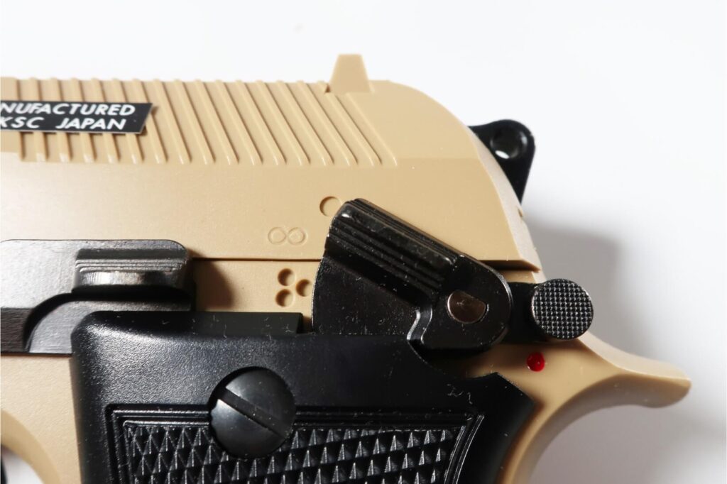 かっこい⁉️KSC M93R デザートスパルタン　マガジンポーチ付き 値引 かっこい⁉️KSC M93R デザートスパルタン マガジンポーチ