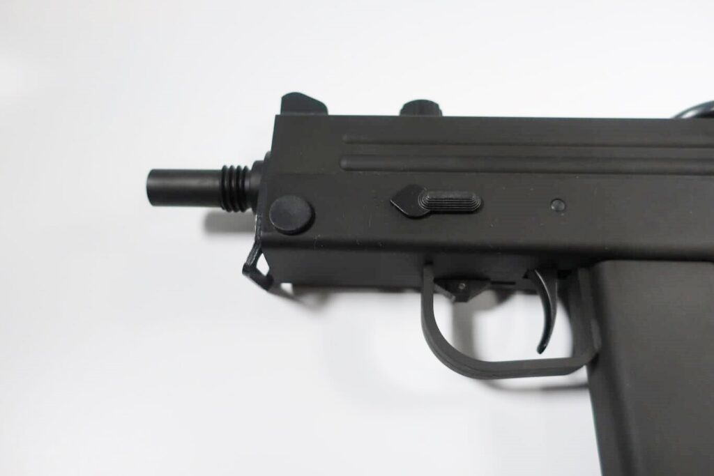 【レア、合法】KSC m11フルスチール(本体+サプ) 超高速フルオート！ KSC M11A1 HW システム7をレビュー: まる吉