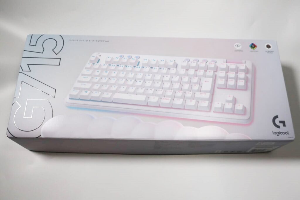 白くてかわいいメカニカルキーボード ロジクールのG715は実に