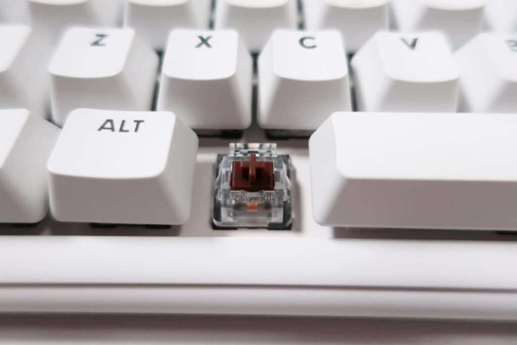 G715 メカニカルキーボード ホワイト G715 TKL Mechanical Wireless Keyboard with RGB | Logitech G